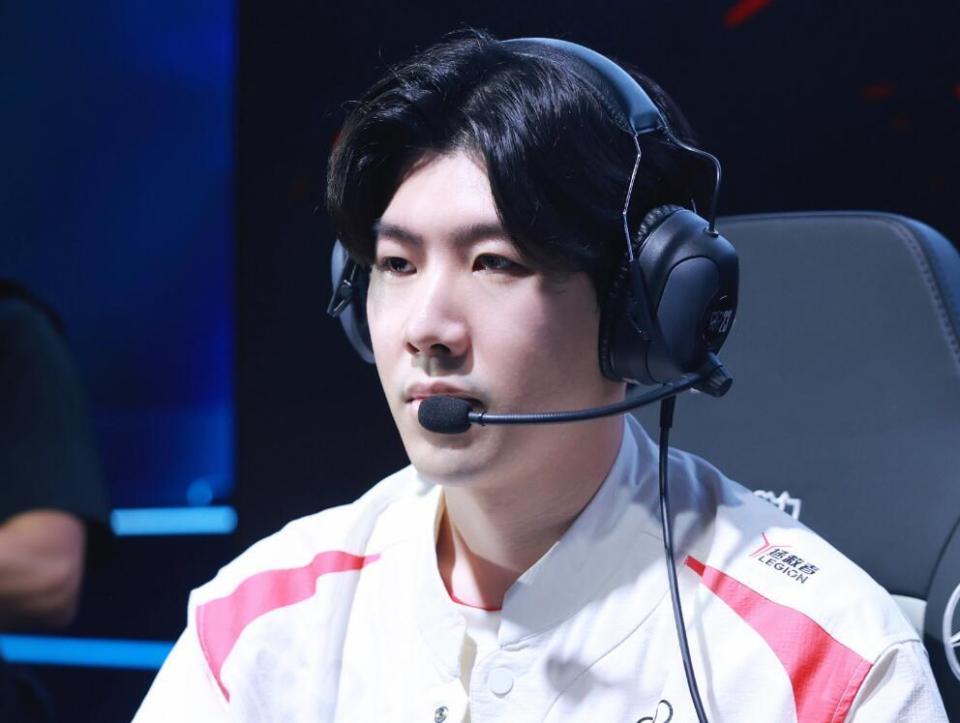 调且缺乏比 调且缺乏比